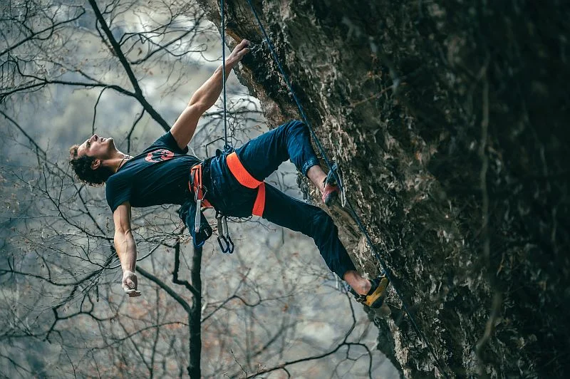 Lezec Adam Ondra