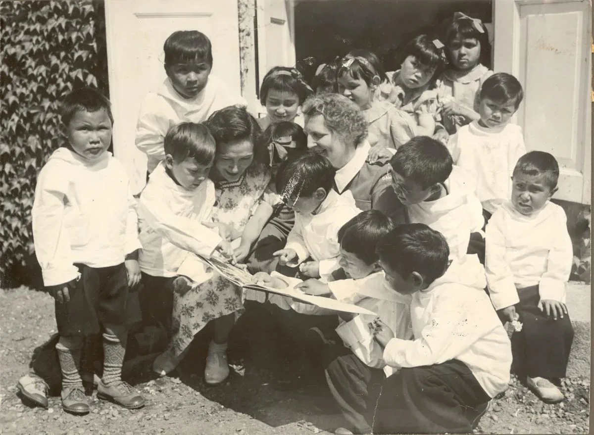 V područí ledu a dánské vlády. Pohnutá historie grónských Inuitů